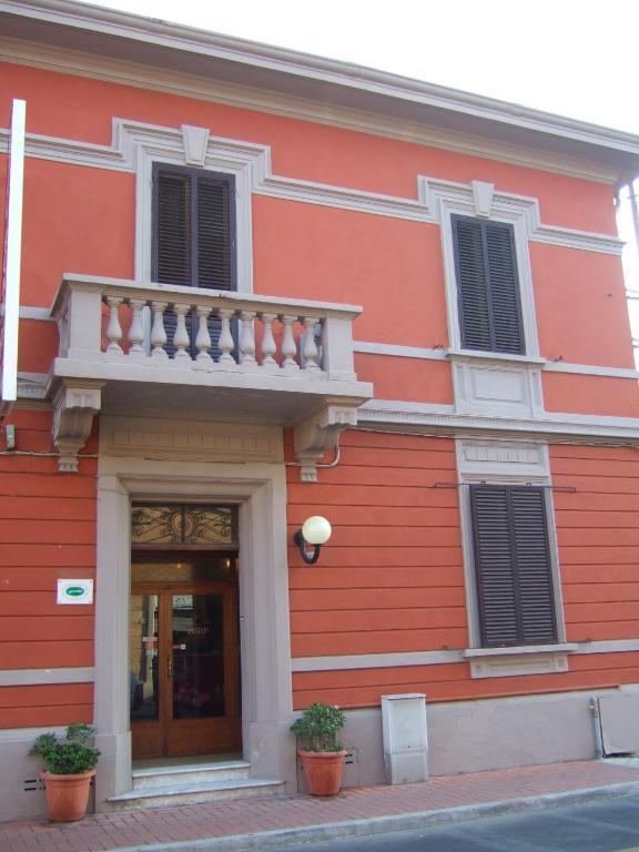 Hotel Roma Piombino Eksteriør bilde